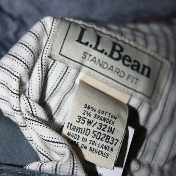 Men's L.L.Bean Stretch Country Corduroy Pants, Standard Fit, Plain Front 35W/32" - Picture 2 of 12